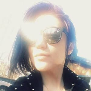 Meet your Posher, Jasmine